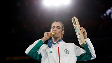 Imane Khelif, la boxeadora intergenero de Argelia. Foto: Reuters.