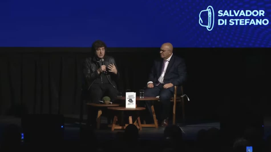 Javier Milei en la presentación del libro de Salvador Di Stefano.
