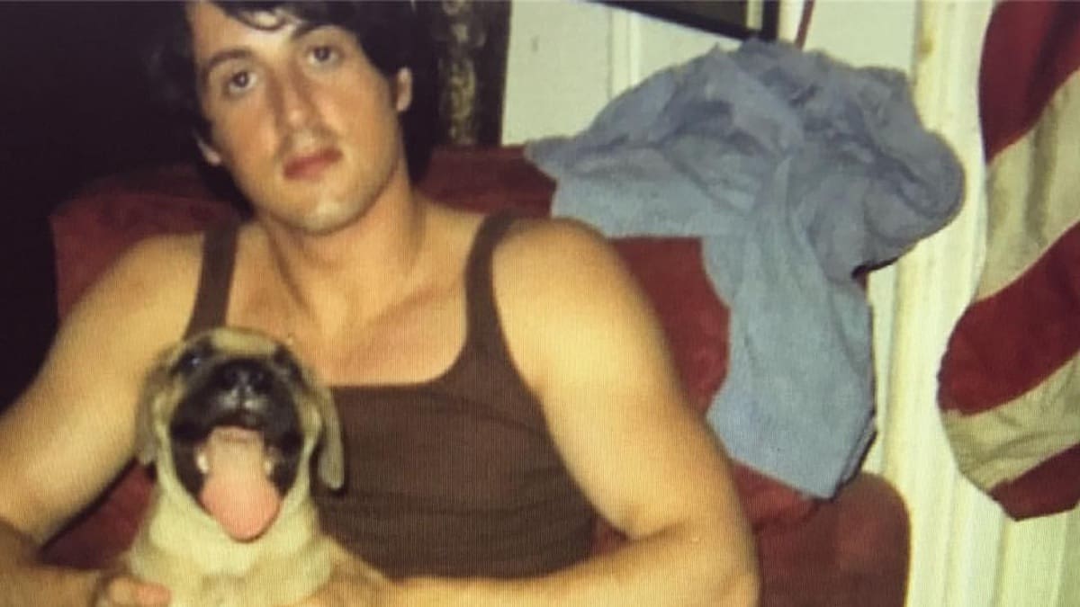 Sylvester Stallone, junto a su perro Butkus.