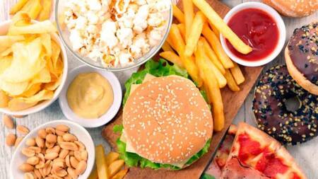 Hacer una dieta baja en grasas o en azúcares es lo mismo