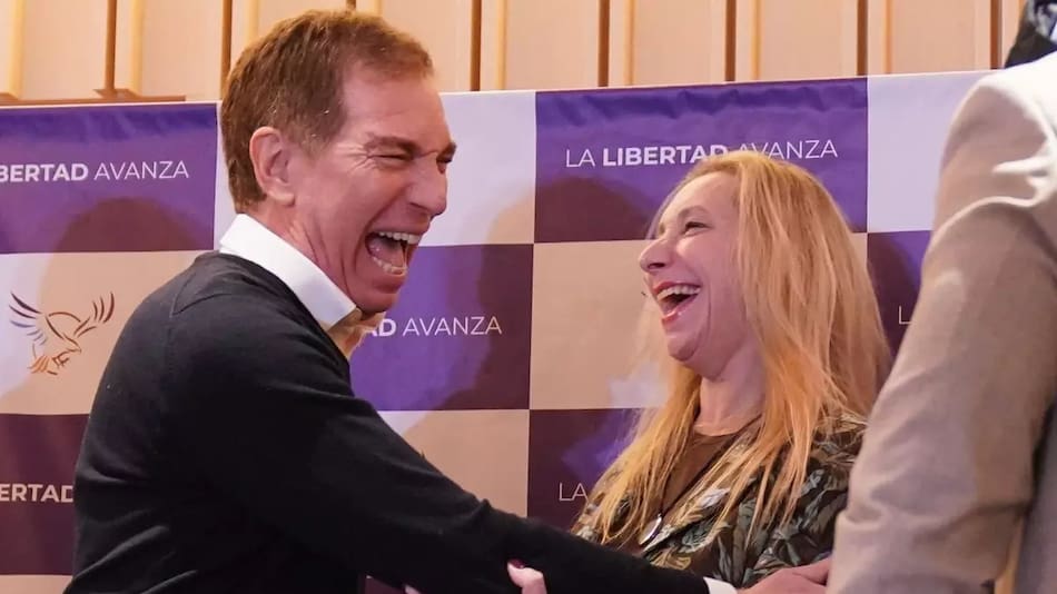 Diego Santilli y Karina Milei