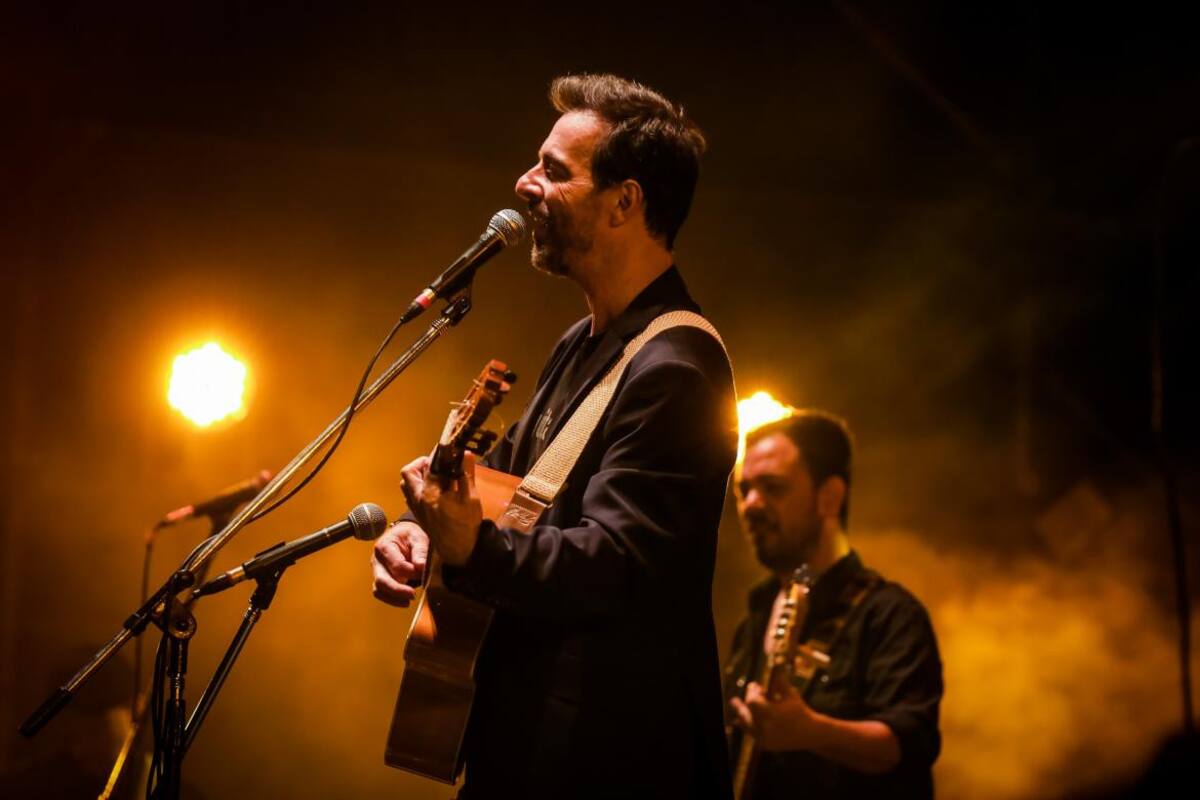 Fin de Fiesta en el Hipódromo de Palermo: la magia de Kevin Johansen, que no quedó en