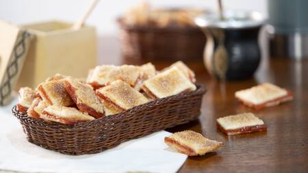 Cuadraditos de membrillo. Foto: captura jumboalacarta