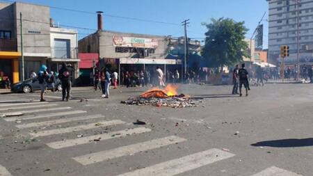 Incidentes en Olavarría tras recital del Indio Solari (Foto Twitter @ecomedios1220)