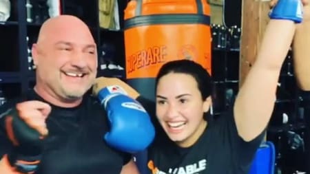 Demi Lovato - entrenador video