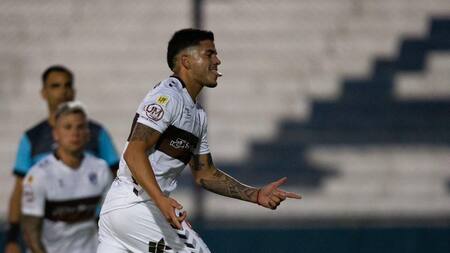 Festejo de Platense ante Defensores de Belgrano por Copa Argentina. Foto: @caplatense.
