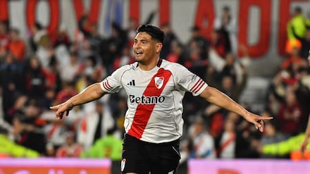 Maximiliano Salas; River Plate vs. San Martín de San Juan.