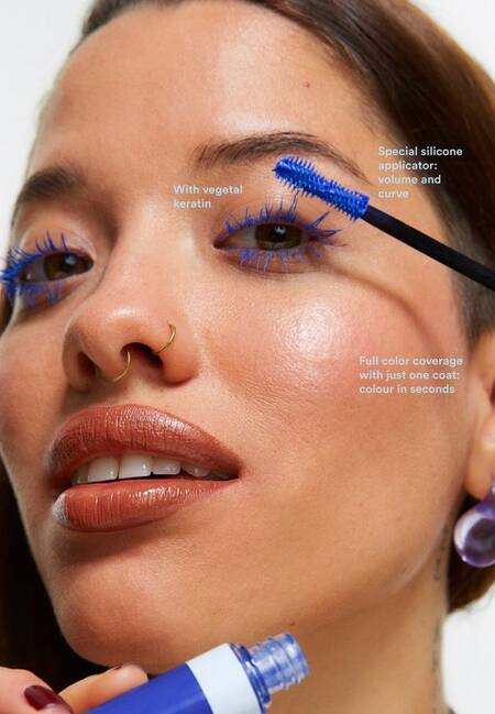 Mascara de pestañas con color. Foto Pinterest @Zalando