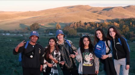 Estudiantes de los viajes gratuitos bonaereses. Foto: Twitter