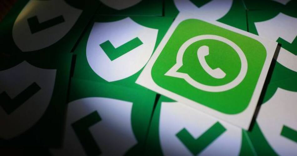 El nuevo tilde de WhatsApp. Foto: redes sociales.