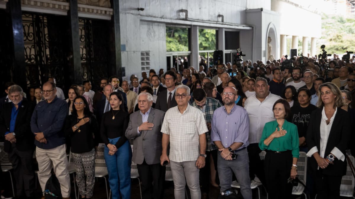 Militantes de partidos opositores en Venezuela. Foto: EFE