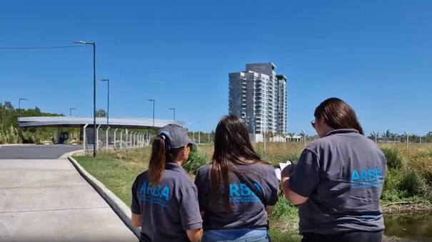 ARBA intimó a los dueños de dos torres de lujo que tributaban como baldíos: Alex Caniggia las había mostrado en un video viral
