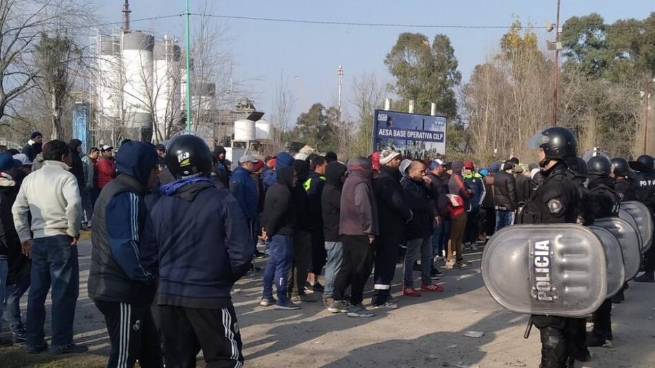 Enfrentamiento UOCRA, La Plata