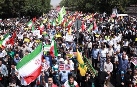 Protestas contra Israel en Irán. Foto: EFE/ABEDIN TAHERKENAREH
