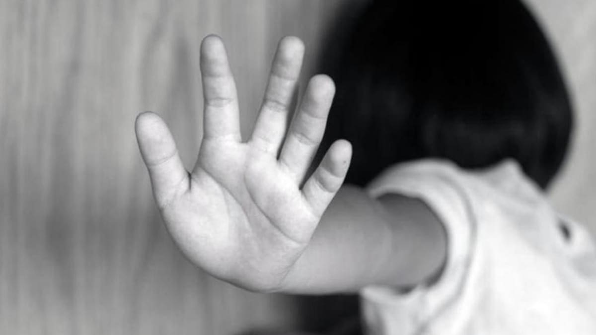Mal trato infantil, abuso infantil, pedofilia