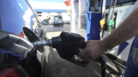 Nafta - Estación de servicio