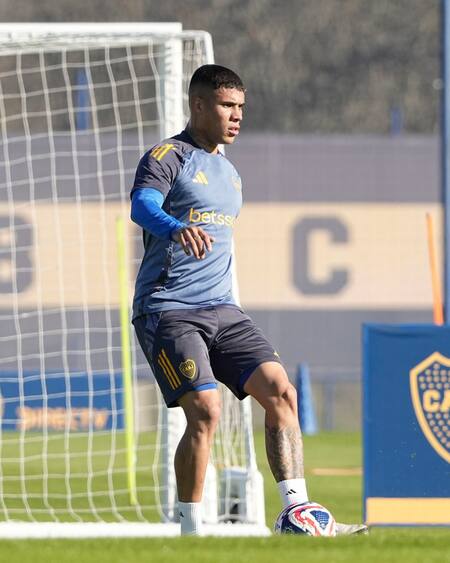 Ayrton Costa; Boca. Foto: X BocaJrsOficial.