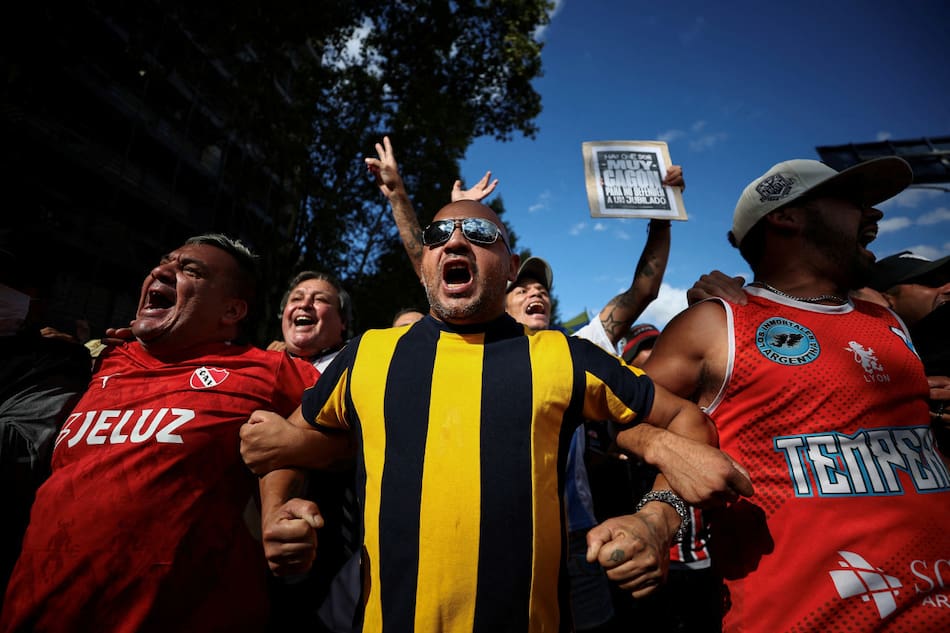 Enfrentamientos en la Ciudad de Buenos Aires. Foto: Reuters/Agustin Marcarian