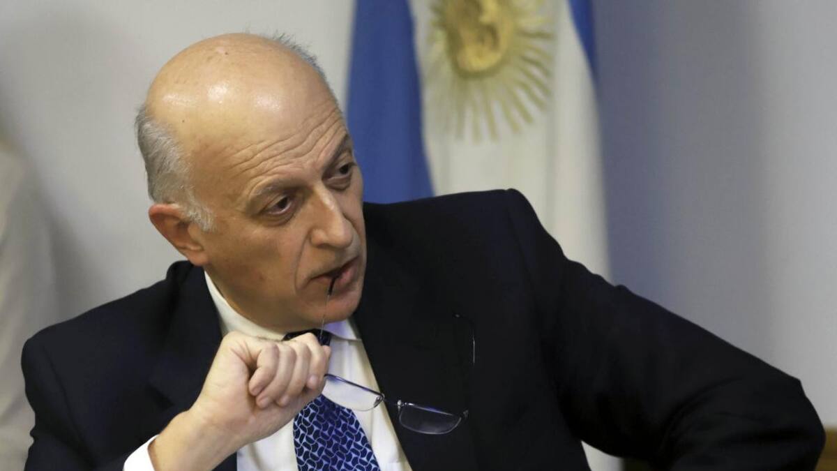 Procurador general Eduardo Casal, AGENCIA NA