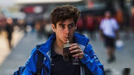 Franco Colapinto afirmó que el mate es argentino. Foto: Instagram @francolapinto