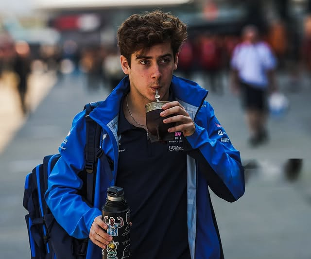 Franco Colapinto afirmó que el mate es argentino. Foto: Instagram @francolapinto