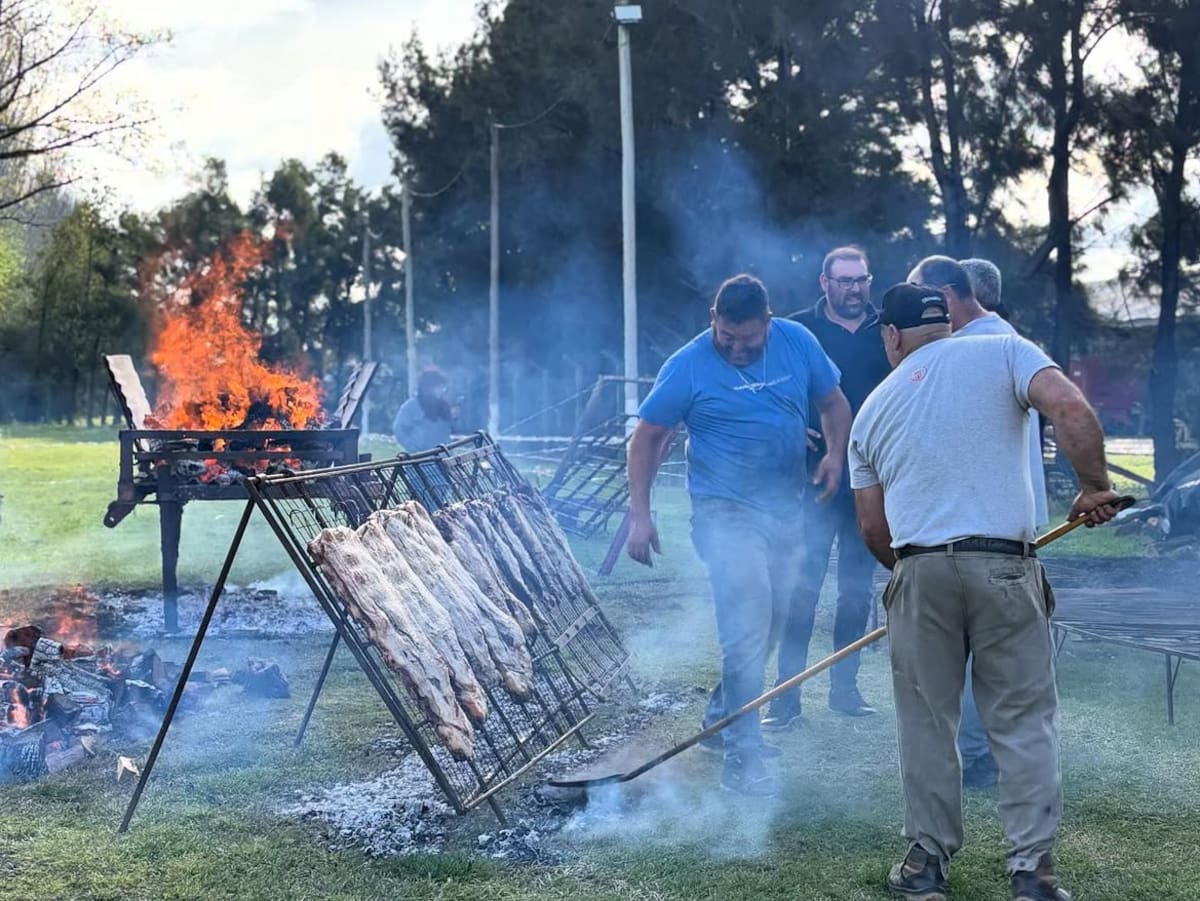 Fiesta del Asado Criollo en Moquehuá.