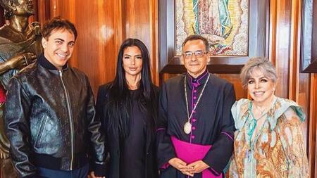 Cristian Castro, Mariela Sánchez y Verónica Castro. Foto: Instagram @cristiancastro.