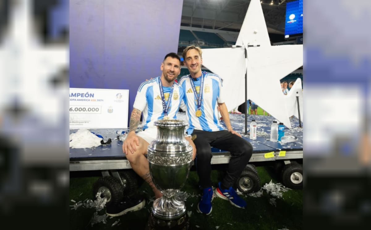 Lionel Messi junto a Matias Manna.