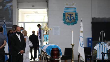 Velatorio de Alejandro Sabella en el predio de AFA