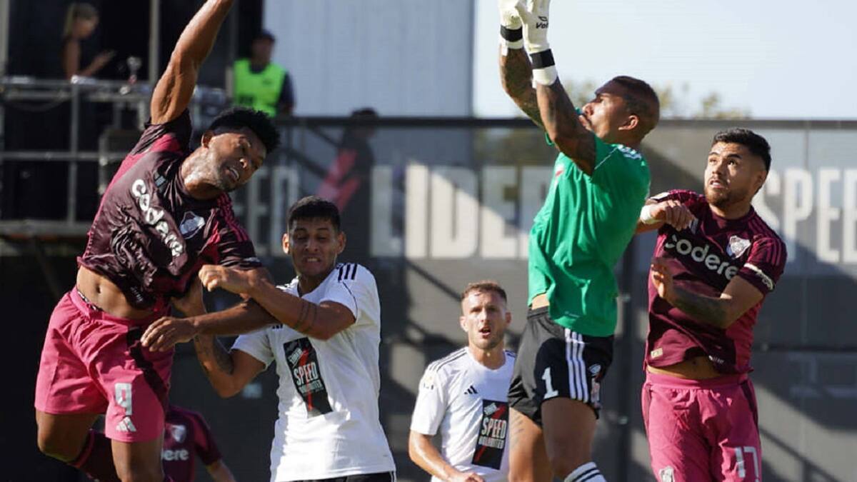 Riestra vs River, Torneo Apertura. Foto: NA/Mariano Sánchez