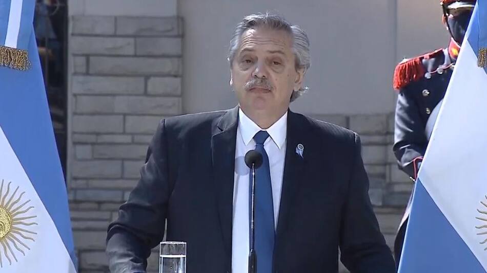 Alberto Fernández en acto por 17 de agosto, captura YouTube