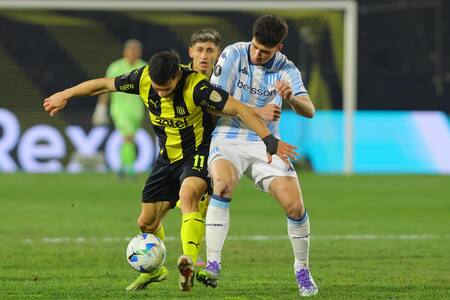 Peñarol derrotó a Racing en la Copa Libertadores 2025.