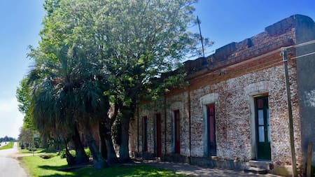 Perfecto para jubilados: el pueblito uruguayo de 200 habitantes que mezcla tranquilidad con tradición rioplatense