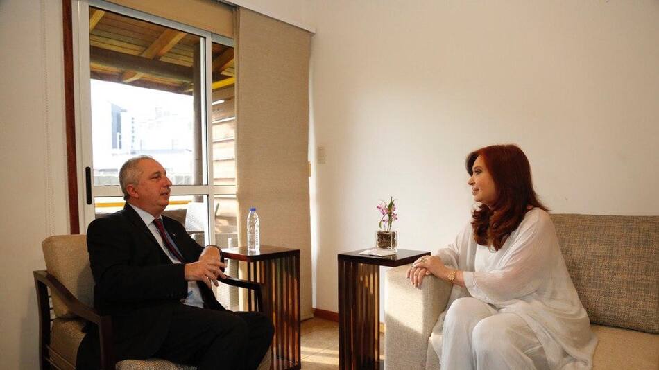 Cristina Kirchner en Misiones junto a Hugo Passalacqua, ex presidente de Paraguay
