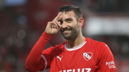 El goleador Martín Cauteruccio; Independiente vs. Belgrano. Foto: NA.