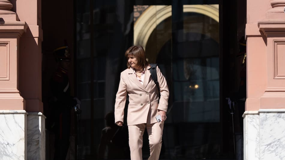 La ministra de Seguridad prepara su desembarco al Senado.