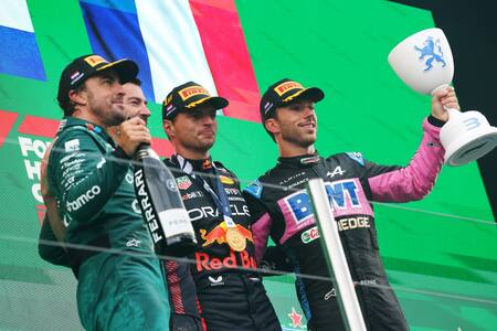 Verstappen, Alonso y Gasly, el podio del Gran Premio de Países Bajos. Foto: Reuters.
