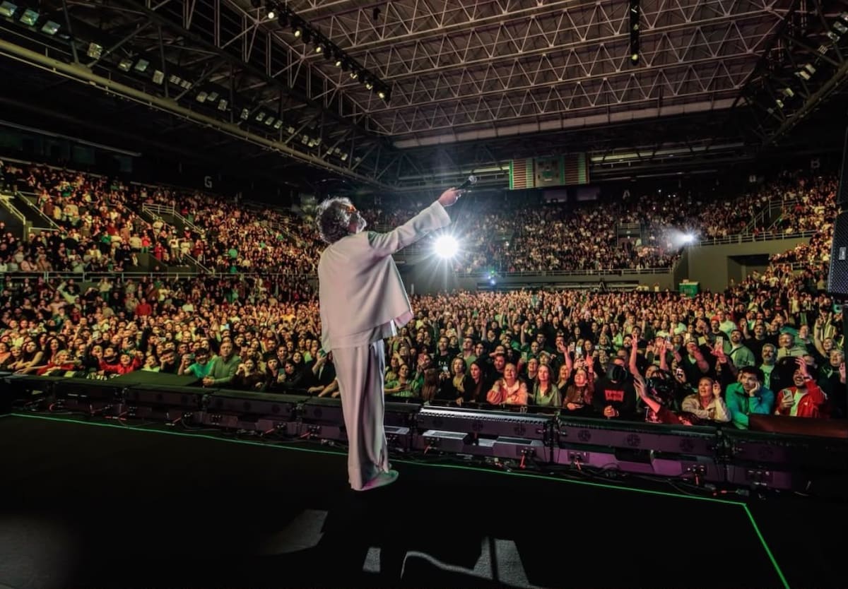 Fito Paez durante su show en Mar del Plata.