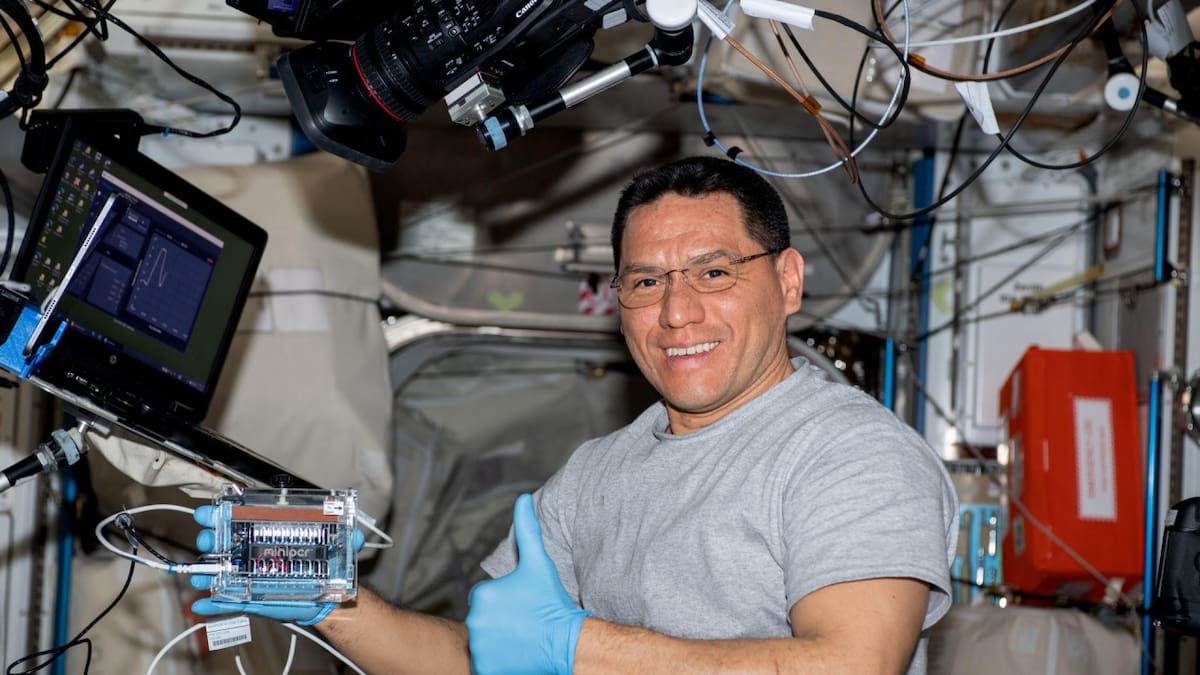 El astronauta Frank Rubio marca récord de estadía en el espacio de la NASA. Foto: EFE
