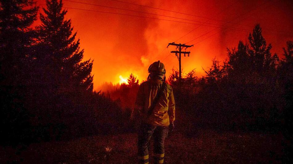 Incendios forestales en la Patagonia. Foto: EFE (Greenpeace)
