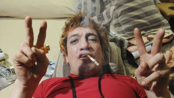 "Está en una profunda depresión": la madre de Pity Álvarez habló sobre la salud del exlíder de Viejas Locas