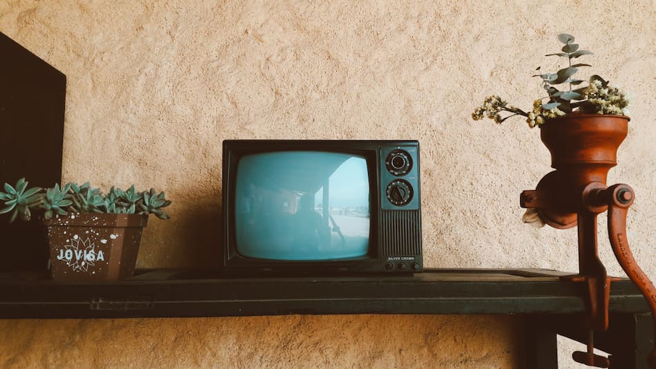 Imagen ilustrativa de tv vintage - foto @unsplash