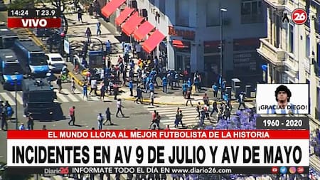 Incidentes en avenida 9 de julio con gente que quedó sin poder entrar al velatorio de Maradona, Canal 26