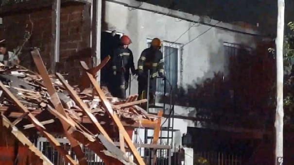Violenta explosión por fuga de gas en una casa en Almirante Brown: murió un hombre de 97 años