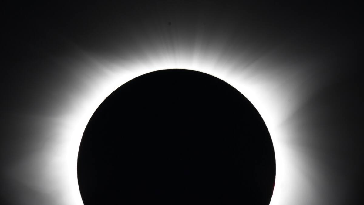 Los rituales para hacer durante el eclipse. Foto Unsplash.