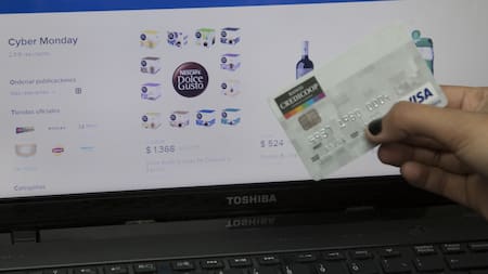Evitar caer en estafas en el Cyber Monday. Foto: NA