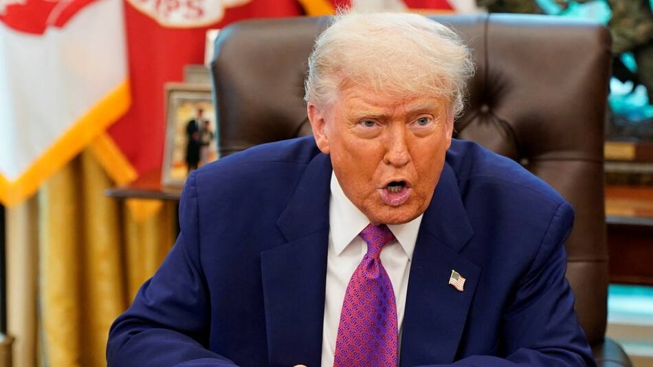 Donald Trump, presidente de Estados Unidos, en el Despacho Oval. Foto: Reuters/Nathan Howard.