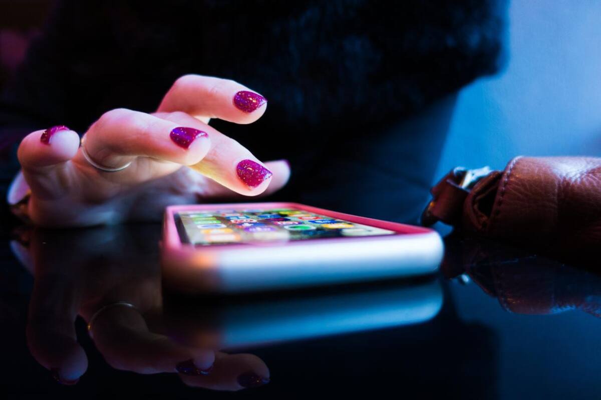 Celulares, redes sociales, aplicaciones, tecnología. Unsplash