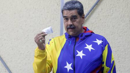 Nicolás Maduro votó en las elecciones de Venezuela. Foto: Reuters.