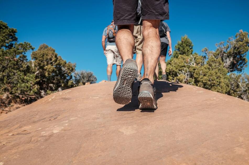 Actividad física, caminata. Foto: Unsplash.